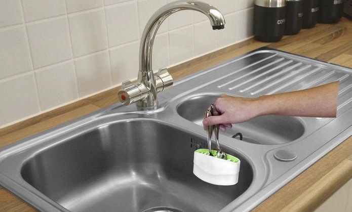 آموزش پاک کردن سینک ظرفشویی